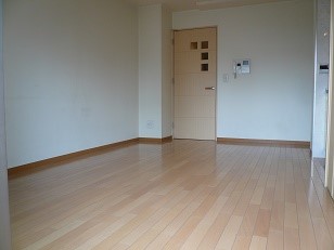 エスリード西本町 リビング